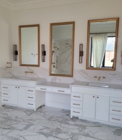 master bathroom featuring a large double vanity
